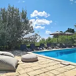 Stella - Gourmet Breakfast, Wellness & Pool * Višnjan