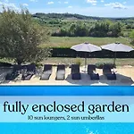 Villa Stella - Gourmet Breakfast, Wellness & Pool