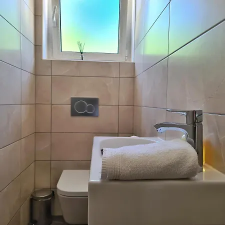 Spacious Villa With Pool, Indoor Jacuzzi And Sauna Near Porec