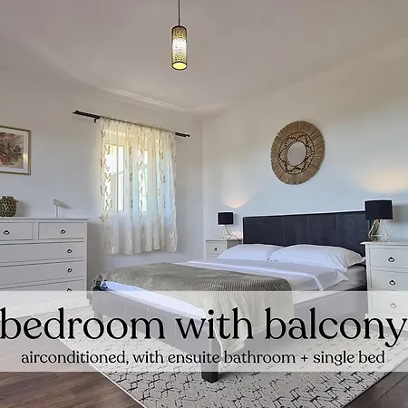 Вилла Spacious Villa With Pool, Indoor Jacuzzi And Sauna Near Porec Вишнян