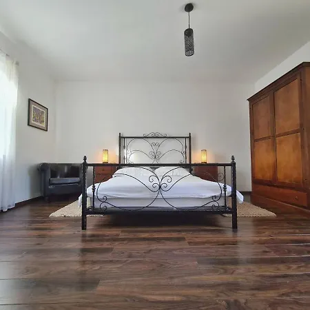 Spacious Villa With Pool, Indoor Jacuzzi And Sauna Near Porec Villa *