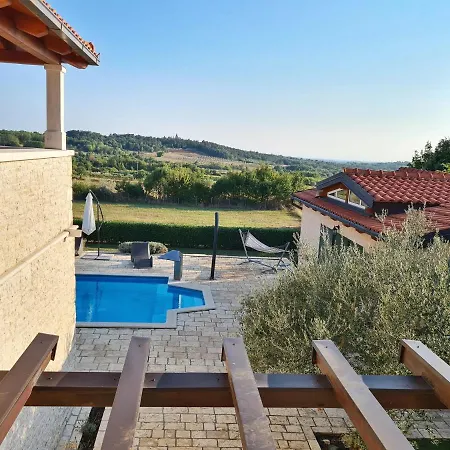 Spacious Villa With Pool, Indoor Jacuzzi And Sauna Near Porec Villa Visnjan