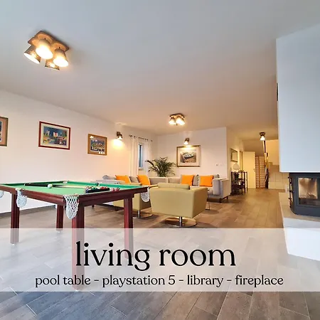 Spacious Villa With Pool, Indoor Jacuzzi And Sauna Near Porec Villa *