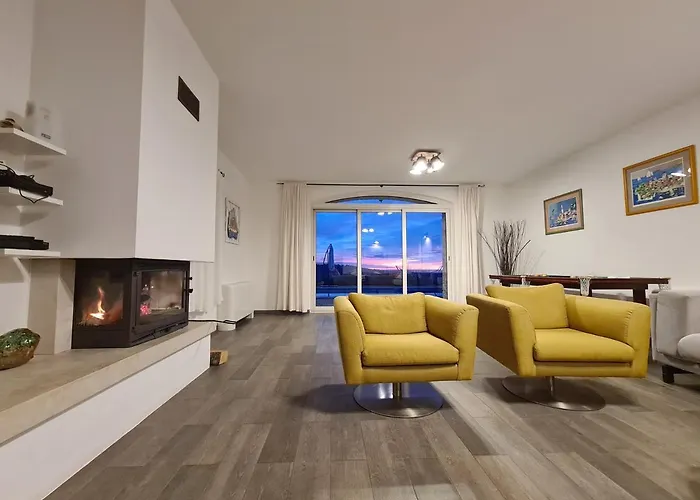 Spacious With Pool, Indoor Jacuzzi And Sauna Near Porec *