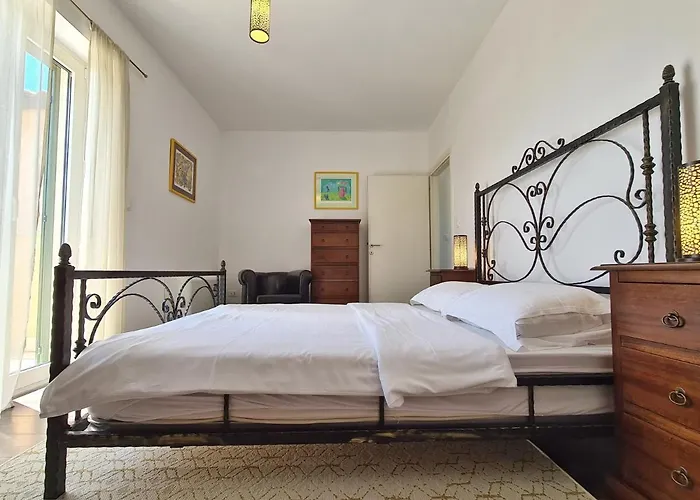 Spacious With Pool, Indoor Jacuzzi And Sauna Near Porec Villa Višnjan